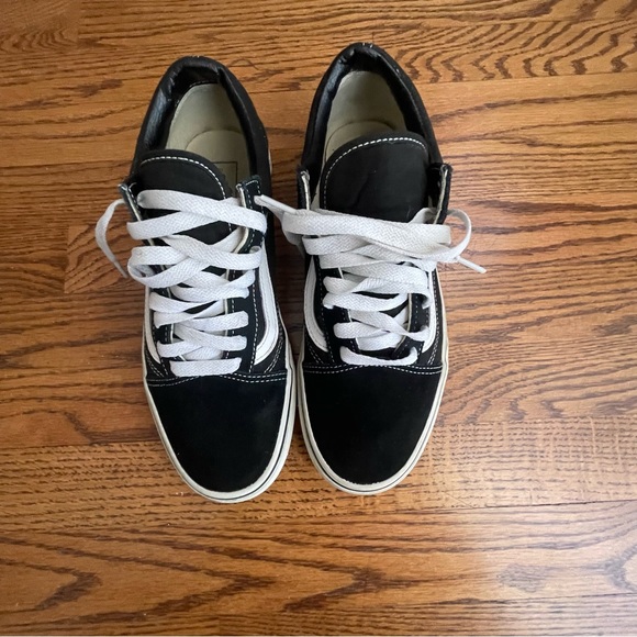 Vans Other - Vans low top suede sneakers size 8.5